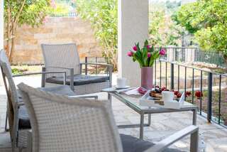 Дома для отпуска House with pool Будва Дом с 3 спальнями-13