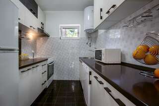 Дома для отпуска House with pool Будва Дом с 3 спальнями-30